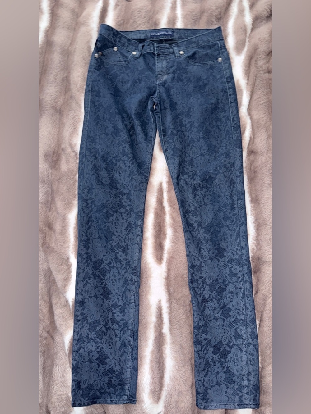 Rock & Republic Dark Blue Floral Straight-Leg Jeans